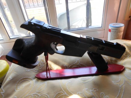 Vendo pistola deportina BENELLI 95 32wc por dejar el tiro con cargador de repuesto, y aguja percutora, 01