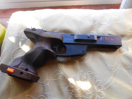 Vendo pistola deportina BENELLI 95 32wc por dejar el tiro con cargador de repuesto, y aguja percutora, 00