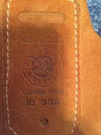 Vendo funda interior de la marca Vega para Glock 19/23 (versiones compactas) en perfecto estado.
La funda 00
