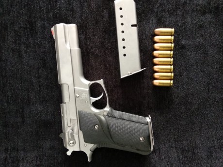 Se cambiaría por armas de mi interés como : pistola del 9mm para IPSC , Manurhín MR73 Mactch del 38 o 01