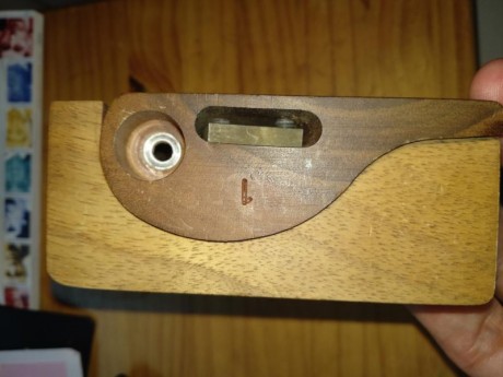 Cacha Morini talla L diestra, en perfecto estado sin modificar. Para Steyr LP 1.
120€ portes a la península 02