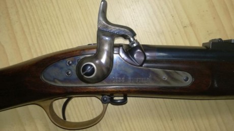 Hola a todos.
Por falta de uso, vendo este estupendo Rifle Enfield 1853 de Armi-Sport Italy, en calibre 01