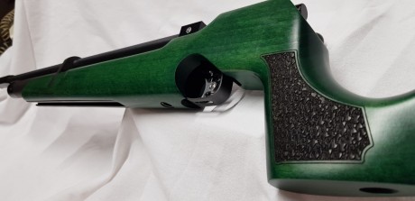 Hola compañeros:

    La siguiente en salir del armero es esta CZ S 200 Green

    Lleva regulador y quick 32