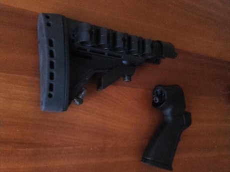 Saludos.

Tras vender mi preciosa mossberg 500, he conservado los siguientes accesorios, al no quererlos 31