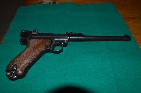 Muy buenas a todos, Pues que pongo a la venta una de mis joyas, Una Luger de 1917, la de artilleria,en 02