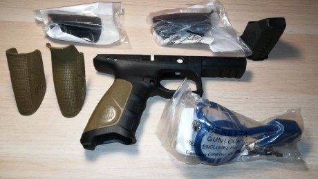 Vendo beretta apx comprada hace 5 meses, vendo porque busco una mas pequeÑa para portar, licencia a o 01