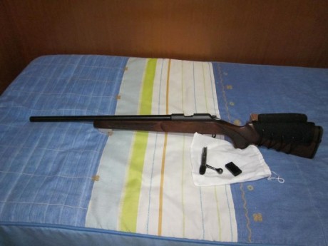 Hola.
Pongo a la venta una carabina de la marca SAKO modelo P94 -S calibre 22.
Cañón pesado, flotante, 02
