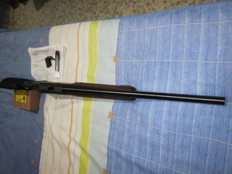 Hola.
Pongo a la venta una carabina de la marca SAKO modelo P94 -S calibre 22.
Cañón pesado, flotante, 22
