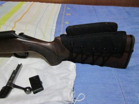 Hola.
Pongo a la venta una carabina de la marca SAKO modelo P94 -S calibre 22.
Cañón pesado, flotante, 21