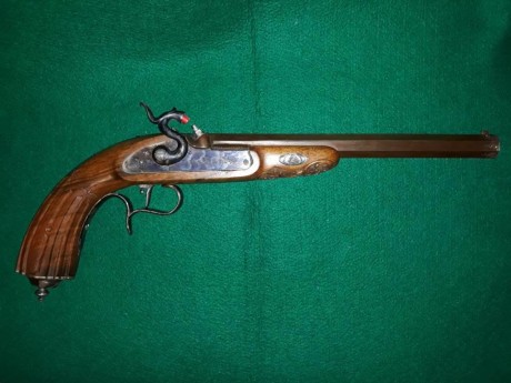 Vendo dos pistolas de avancarga marca Arsa calibre .41

Modelo Lacouture 450 €
Modelo Gastinne Renette 01