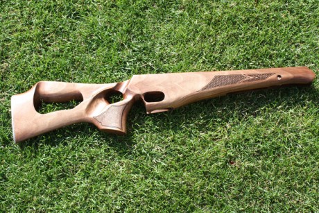 Compro culata Zurda o ambidiestra para carabina Weihrauch HW100 en buen estado, prefiero que sea de madera 110