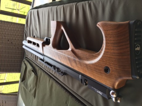 Se pone a la venta Bullpup Edgun modelo Matador R3M multitiro en perfectas condiciones.
Se ha revisado 22