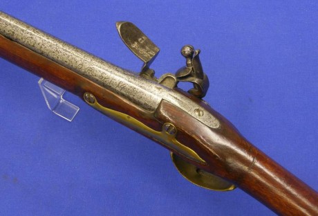 Voy a colocar unas fotos de un arma larga alemana de llave de mecha del siglo XVI. 50
