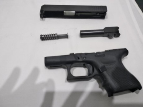 Buenos dias,

Vendo Glock 26 Gen 4 guiada en F.
Se encuentra en Madrid.
Precio: 450€ +gastos de envío.
Impecable.
Para 10