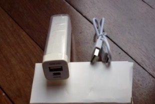 Vendo 10 pen drive de 4 gb nuevos y regalo de puntero laser, el puntero funciona con 3 pilas de boton 00