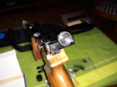 Buenas a todos,
He decidido hacer una review de esta carabina, ya que poco o nada se sabe de ella, ya 40