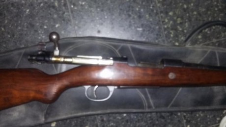 Era del abuelo de un amigo cuando falleció la heredó mi amigo muy hermosa pero no tiene marcas nada sólo 00