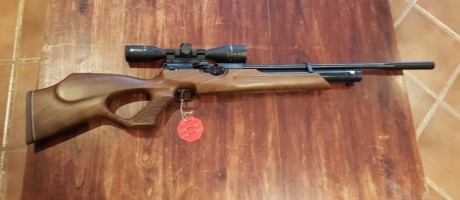 Vendo carabina Weiraucht HW100T cal. 5.5, apenas sin uso, comprada este año. Se acompaña de dos cargadores 01