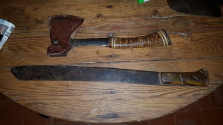 Me podeis dar alguna informacion sobre estas armas 11