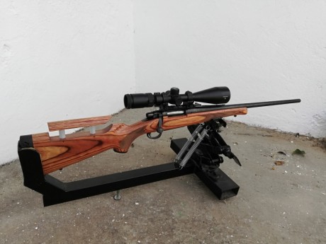 Hola, pues intentando vaciar un poco el armero, pongo a la venta un rifle Remington Seven 7mm Remington 02