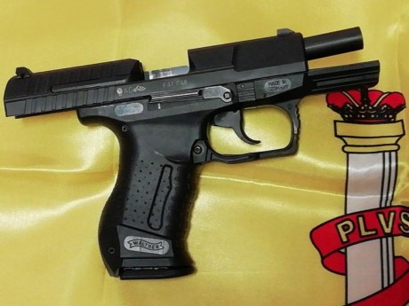   Vendo pistola Walther P99 versión Quick Action del 9 parabellum con dos cargadores. Muy poco uso pues 01