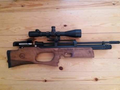 Un amigo me ha pedido que le ponga a la venta esta carabina, se trata de una Kral Breaker Puncher en calibre 00