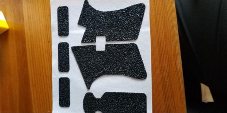 Buenos días, tengo a la venta este material de Glock 26:

2 cargadores pmag por 15 euros (uno de ellos 00