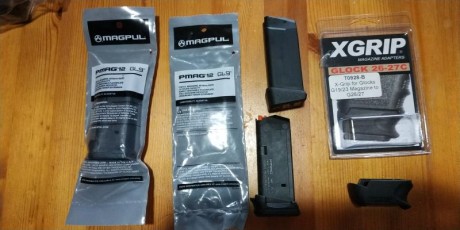 Buenos días, tengo a la venta este material de Glock 26:

2 cargadores pmag por 15 euros (uno de ellos 10