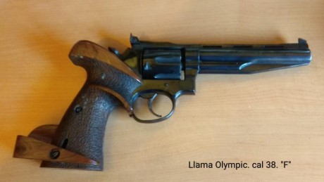 vendo tres armas cortas por dejar afición. Son: Pardini Hp32, Tanfoglio 9mm, revolver Llama Olympic 00