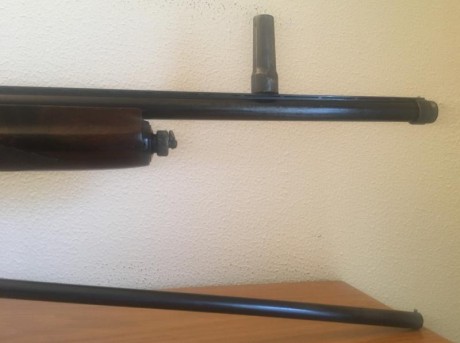 Vendo duo de escopetas en dos calibres.
-  FABARM   semiautomatica con polichoque.
, calibre 12/70
-  00