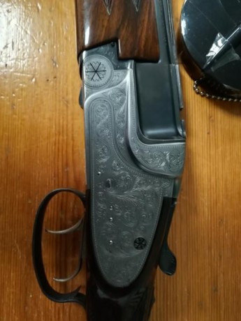 En mi periplo por buscar una de estas armas me he tropezado con este nuevo modelo del que aun no hay mucha 140