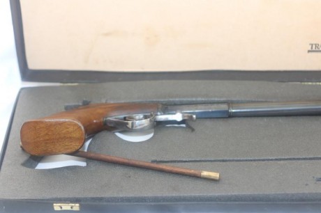 -Vendo Underhammer de ARDESA, calibre 40, muy poco usada
-Magnifica precisión
-Precio 490 €, con portes 02