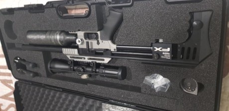 Carabina con apenas unos meses y casi sin uso, es version silver, pero para mas datos os adjunto el telf 01