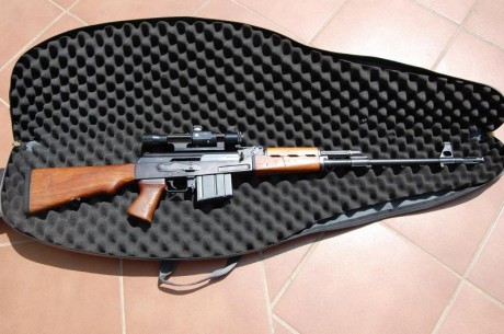 Vendo Zastava M76, muy pocos tiros.
Números de serie coincidentes en todas las piezas del arma no en la 10