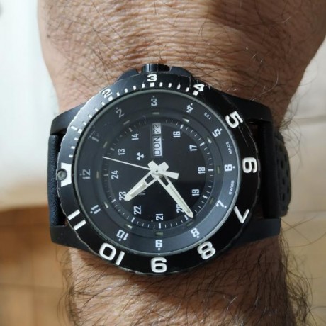 Vendo reloj usado en perfecto estado,de la reconocida y durisima marca TRASER DE TRITIO H3 MODELO P6600 12