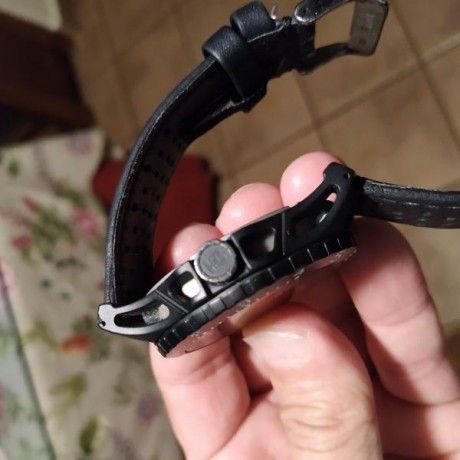 Vendo reloj usado en perfecto estado,de la reconocida y durisima marca TRASER DE TRITIO H3 MODELO P6600 10