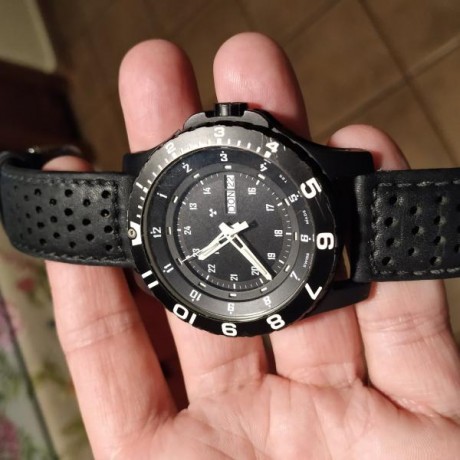 Vendo reloj usado en perfecto estado,de la reconocida y durisima marca TRASER DE TRITIO H3 MODELO P6600 22