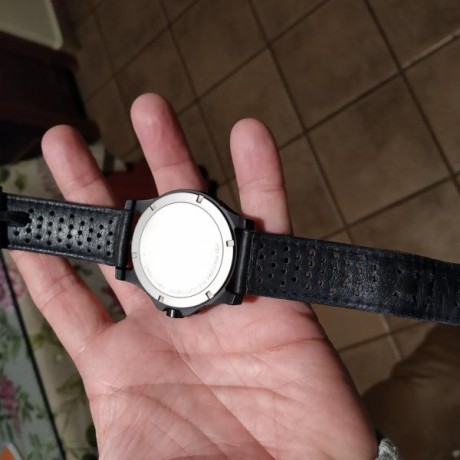 Vendo reloj usado en perfecto estado,de la reconocida y durisima marca TRASER DE TRITIO H3 MODELO P6600 20