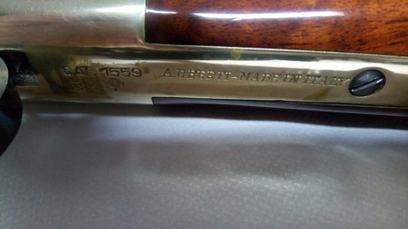 Hola a todos:
Un compañero de club me ha pedido que le anuncie la venta de este precioso rifle.
Henry 11
