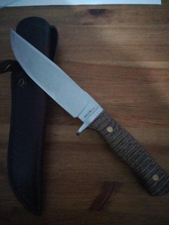 Cuchillo de caza o supervivencia en acero D2 una hoja de 15 cm grosor 4,8mm muy cortador y punzante su 02