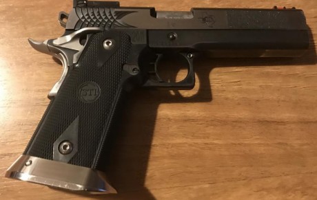 Pongo a la venta una fantástica STI Apeiro.
Perfecta para IPSC en la modalidad de Standard o para precision, 01