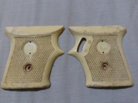 vendo cachas  de pasta blanca para modelo rohm rg5 tipo espantaperros. 15€ 

 20181207_105823.jpg  20181207_105835.jpg 01