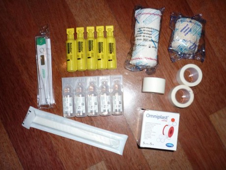 Vendo todos estos fungibles para reponer botiquin IFAK/TCC, de trabajo, o casero. Proviene de una compra 02