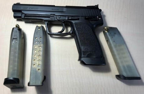 Se vende pistola Heckler & Koch USP Expert en calibre 9mm Parabellum, una de las pistolas más precisas 20
