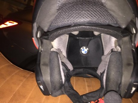 Hola, vendo casco bmw system 6, talla M, en perfecto estado, pintado de color naranja en taller de pintura 01