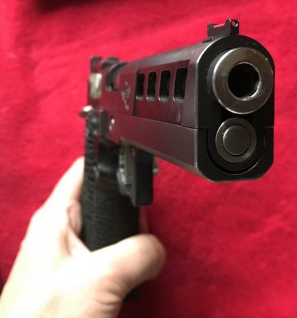 Pongo a la venta mi STI Edge del 9 pb. Con corredera aligerada igual que todos sus muelles.
Conversión 01