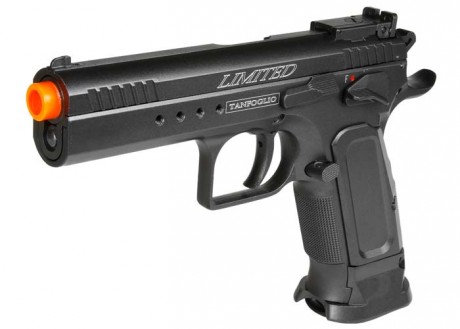 Estoy buscando una Tanfoglio limited airsoft si puede ser con algun cargador de mas. 00