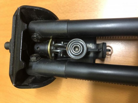 Vendo Bipode Harris S25C basculante de patas largas con mínimo mínimo uso. es el modelo mas caro (176 00