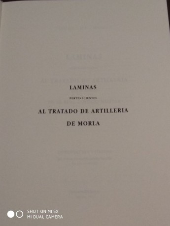 Hola a todos, anuncio la venta a petición de un amigo de un facsímil con láminas de explicación del tratado 11