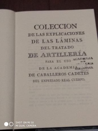 Hola a todos, anuncio la venta a petición de un amigo de un facsímil con láminas de explicación del tratado 10